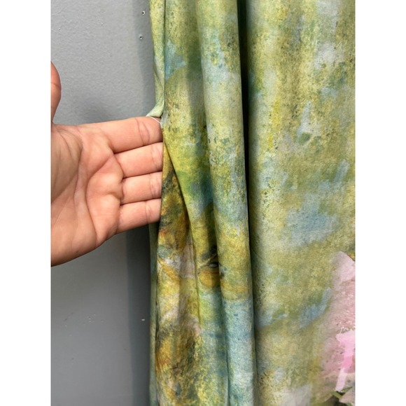 Floral Green Tunic Top - Picture 6 of 8